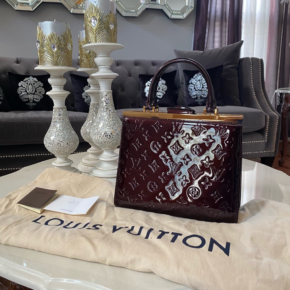 Louis Vuitton Vernis handbag
